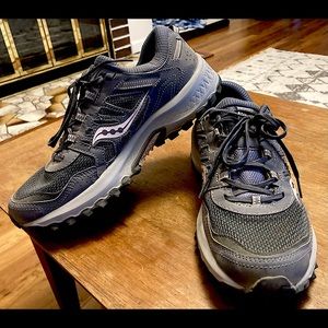 Women’s Saucony Running Shoes